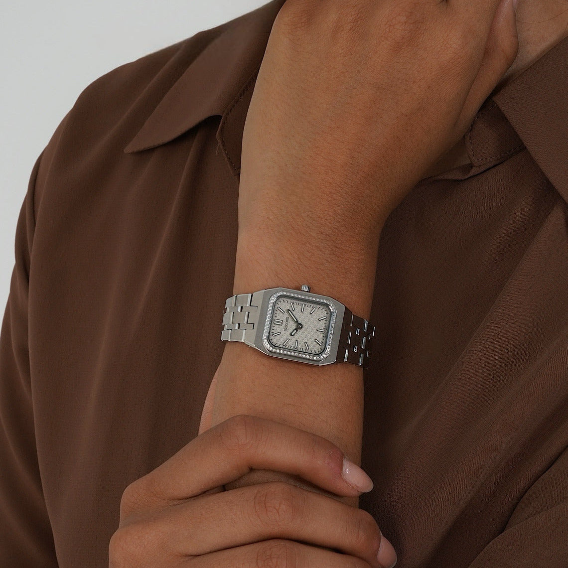Duke Watch - Small Model with Diamonds